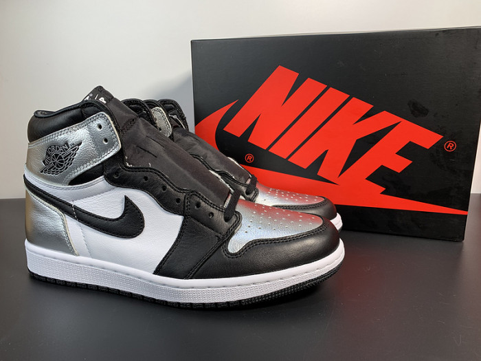 Air Jordan 1 Retro High OG Silver Toe CD0461-001