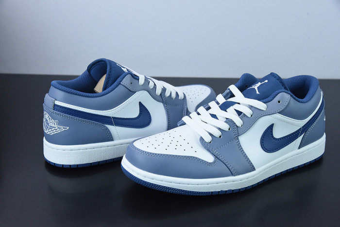 Air Jordan 1 Low 