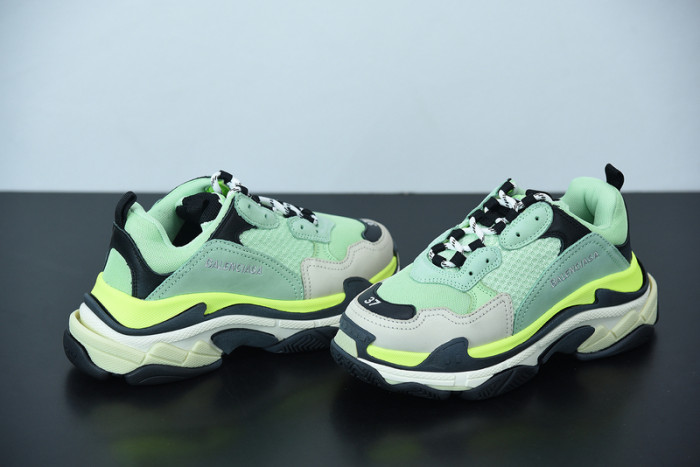 BALCIA Triple S Sneaker