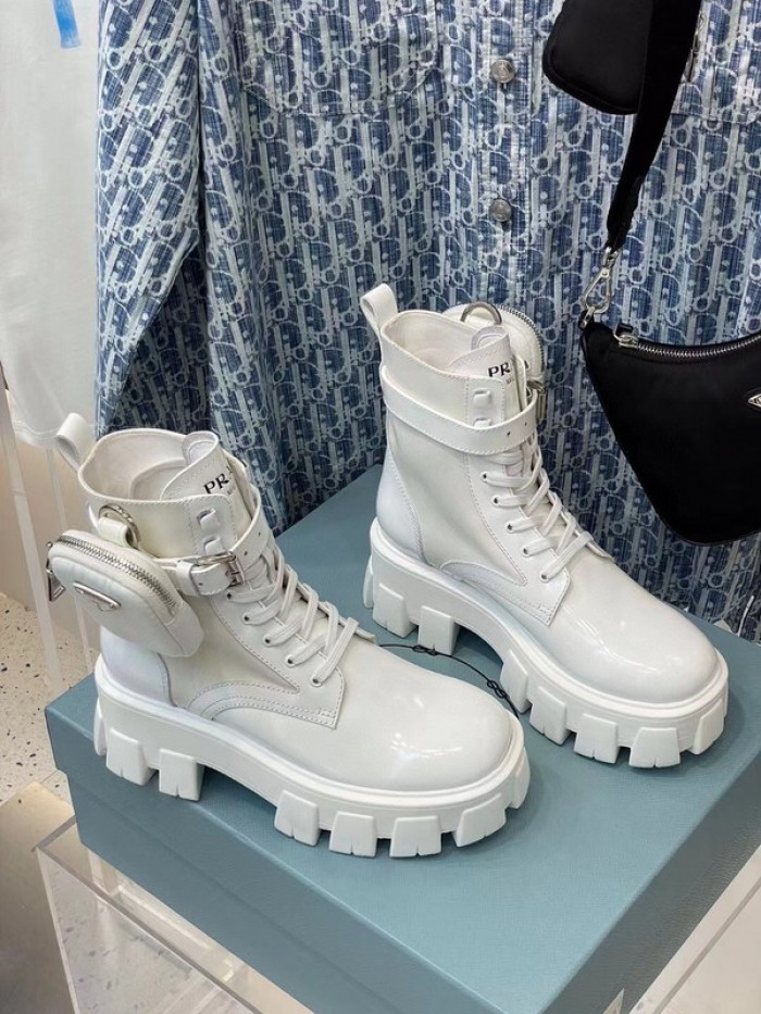 Pra*a boots