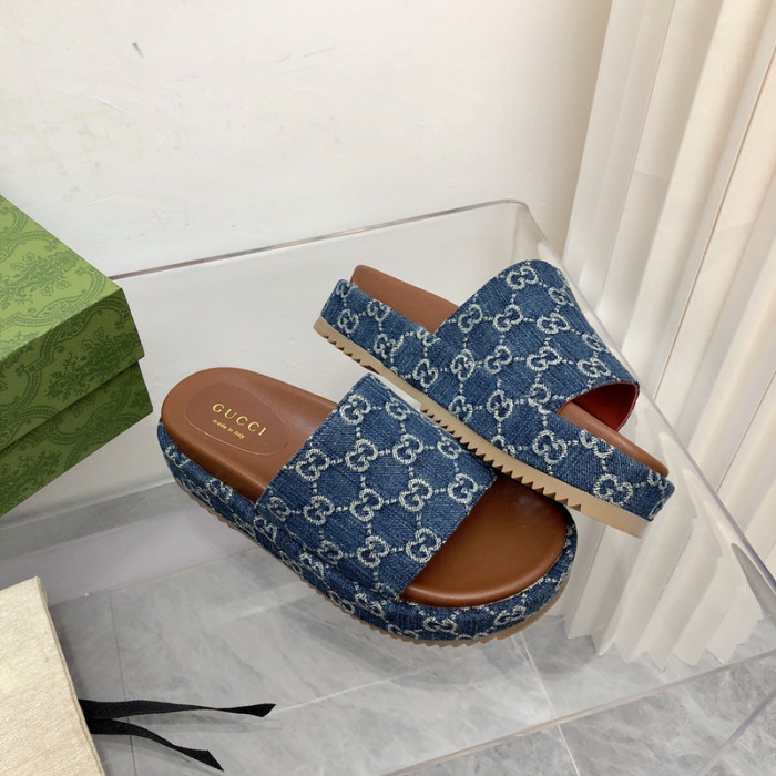 GCI GG Slide Sandal
