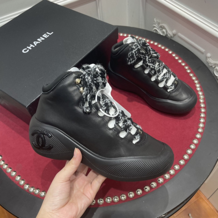 CHNL Sneaker