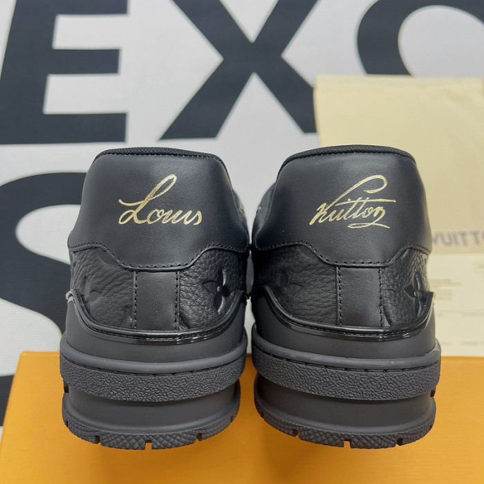 LUSV SNEAKERS