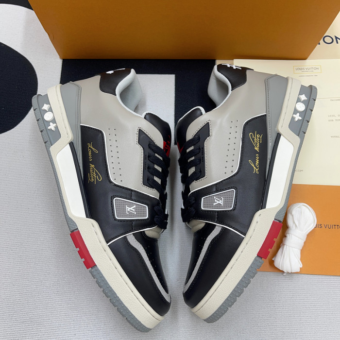 LUSV SNEAKERS