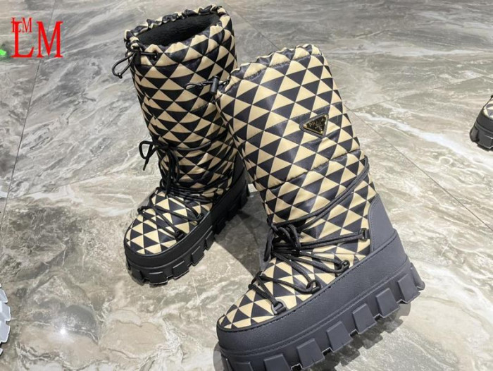 Pra*a boots