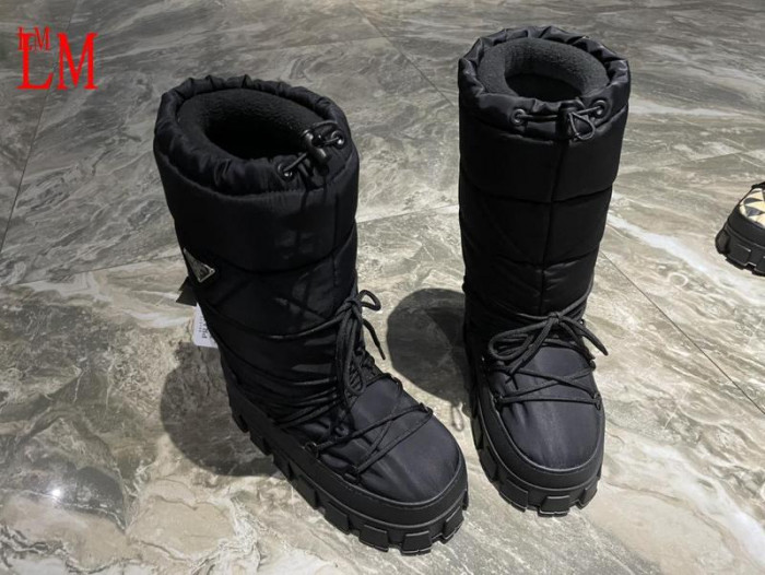 Pra*a boots