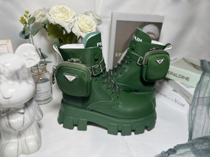 Pra*a boots