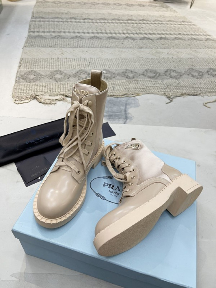 Pra*a boots