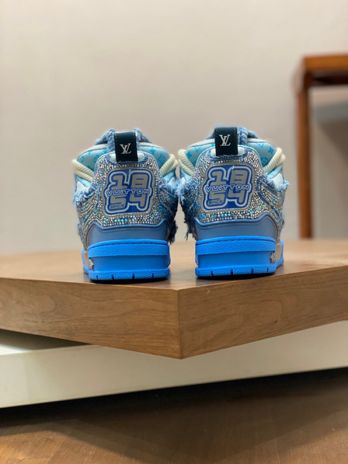 LUSV SNEAKERS