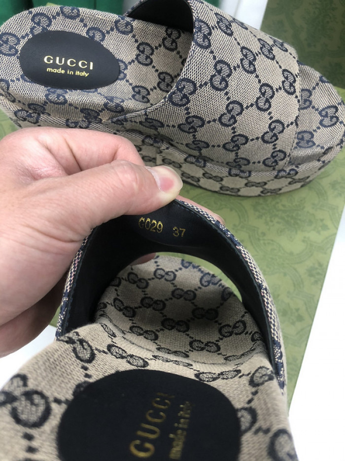 GCI GG Slide Sandal