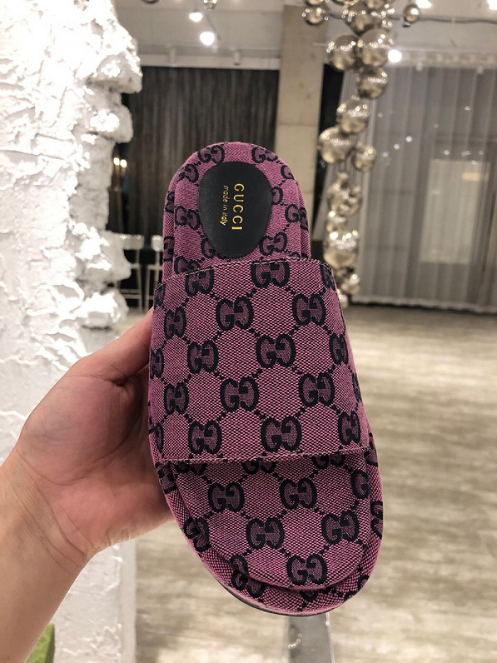GCI GG Slide Sandal