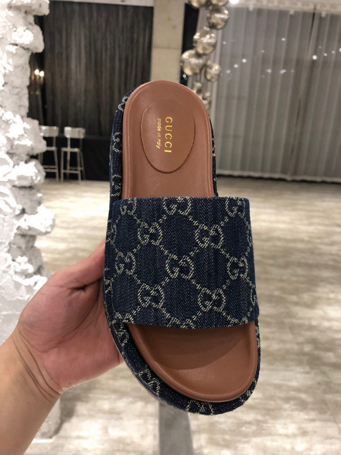GCI GG Slide Sandal