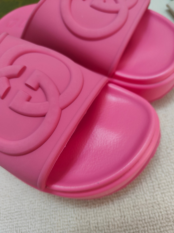 GCI GG Slide Sandal