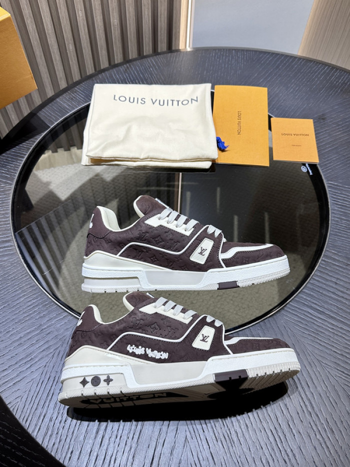 LUSV SNEAKERS