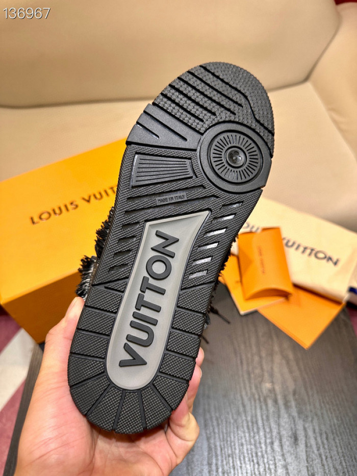 LUSV SNEAKERS