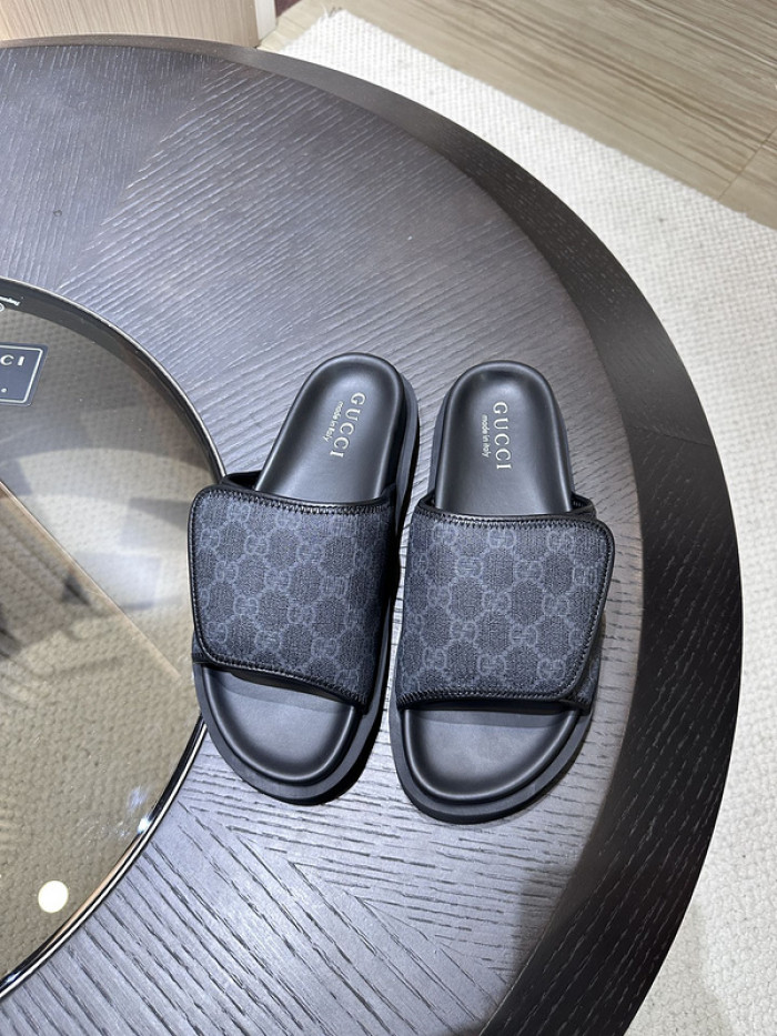 GCI GG Slide Sandal