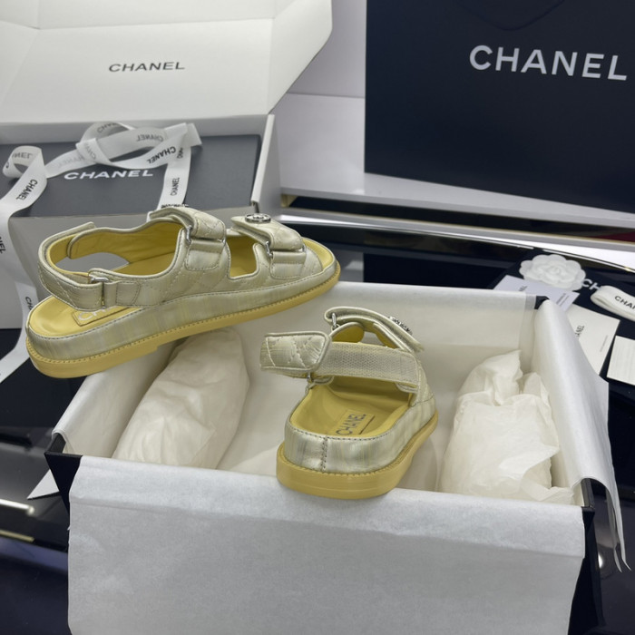 CN Slide Sandal