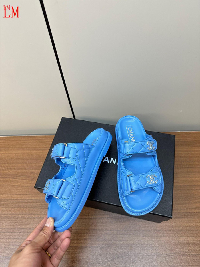 CN Slide Sandal