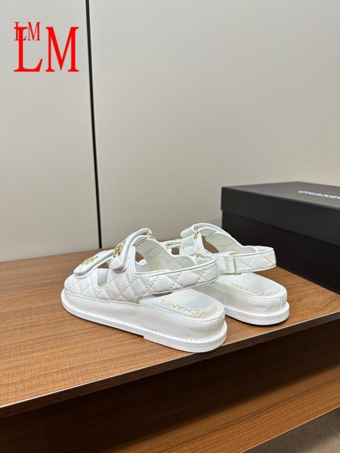 CN Slide Sandal