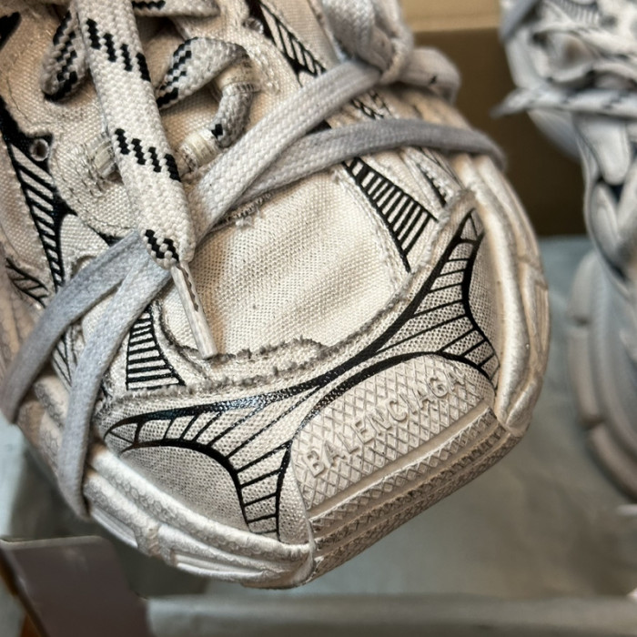 BALCIA 3XL SNEAKER