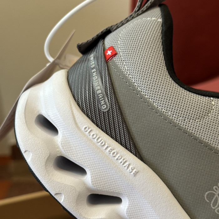 LOEWE SNEAKER
