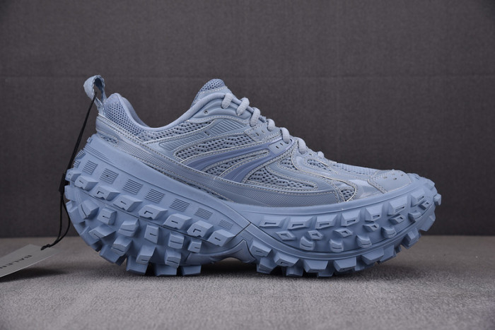 BALCIA DEFENDER SNEAKER