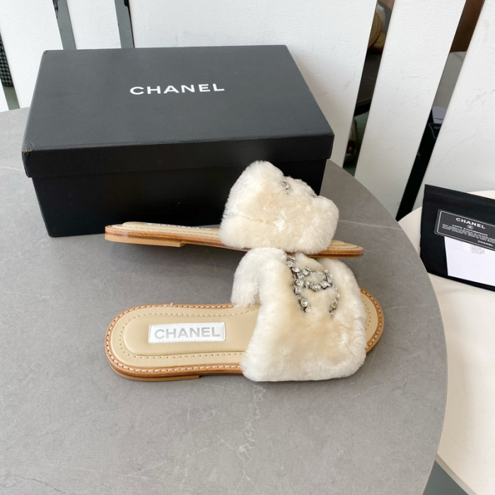 CN Slide Sandal