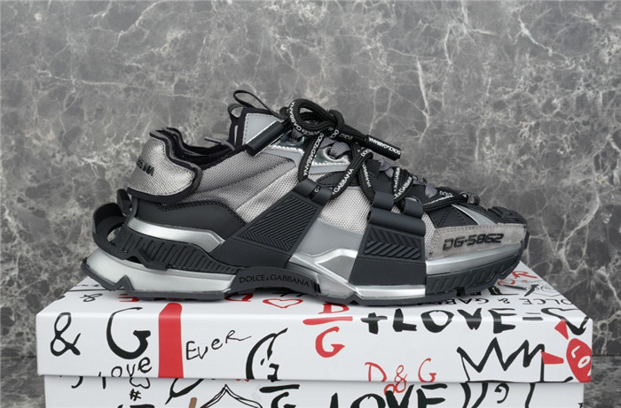 DG SNEAKER