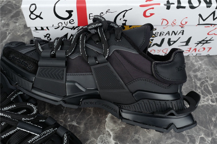 DG SNEAKER