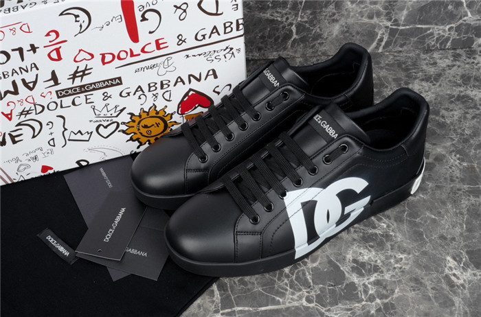 DG SNEAKER