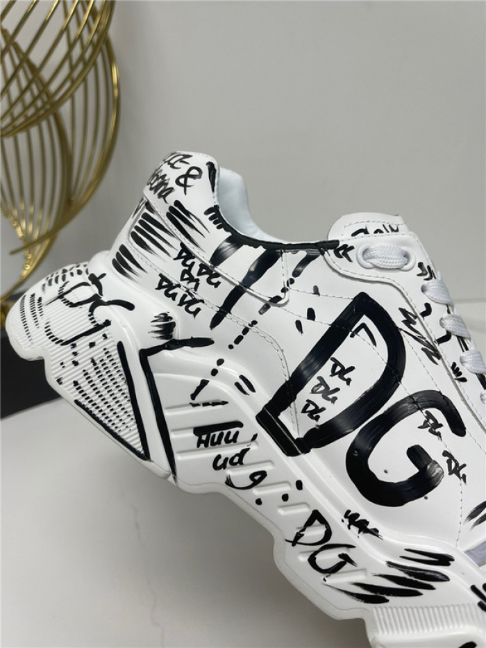 DG SNEAKER