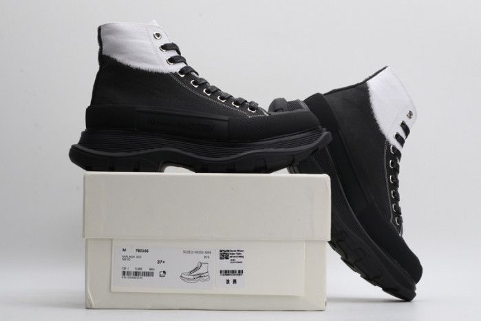 ALEXMQ Sneakers