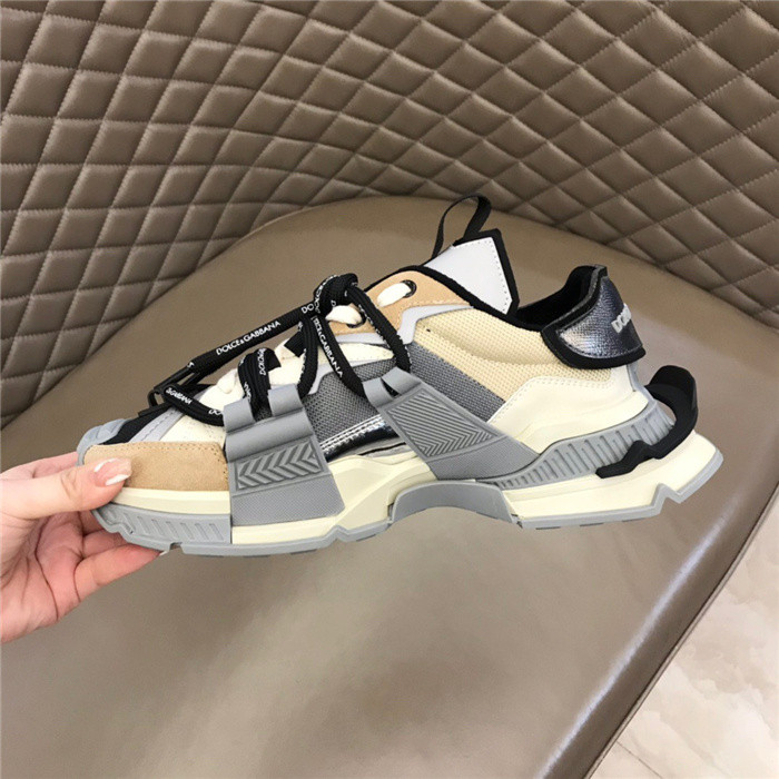 DG SNEAKER