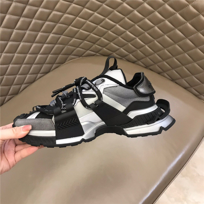 DG SNEAKER