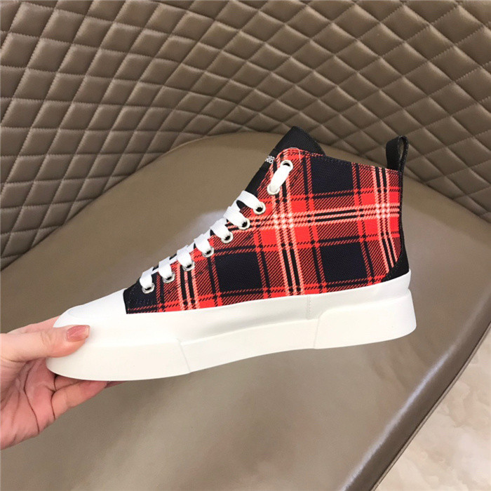 DG SNEAKER