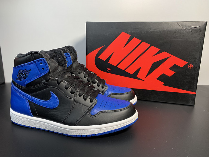 Air Jordan 1 Retro High OG "2017 Royal" 555088-007