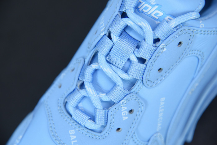 BALCIA Triple S Sneaker