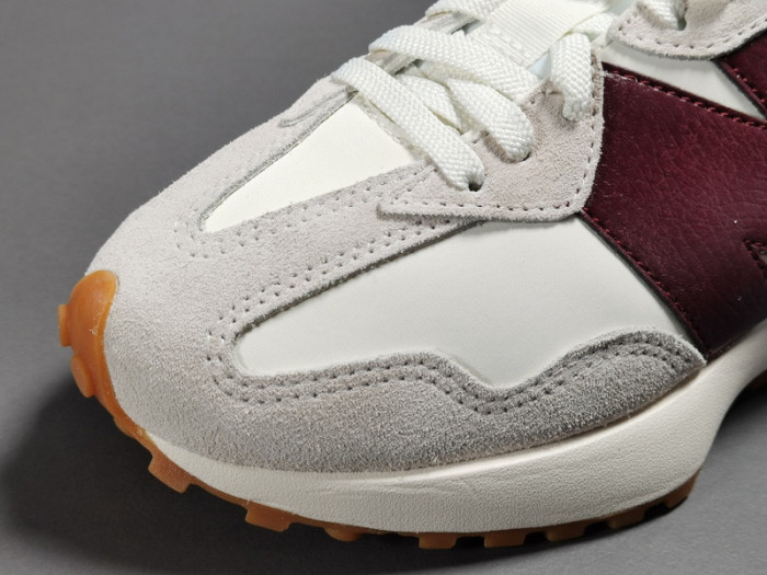 New Balance 327 Moonbeam Classic Burgundy WS327KA