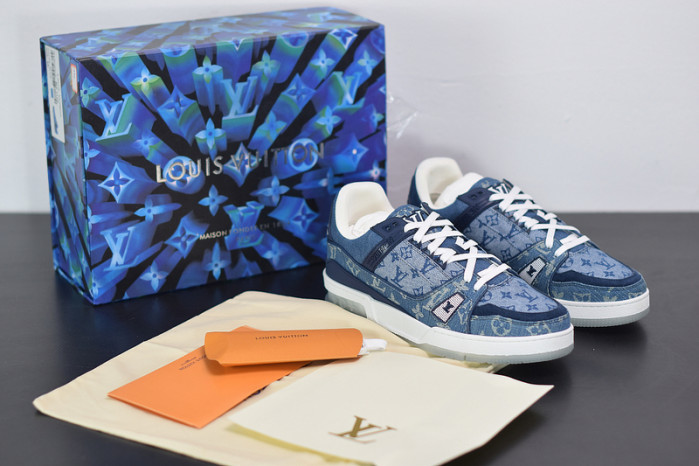LUSV SNEAKERS