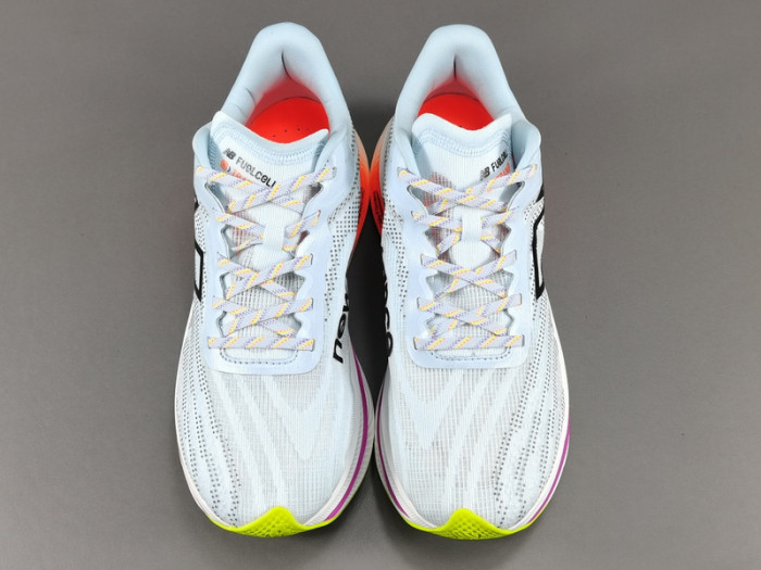 new balance nb fuel cell S*percomp trainer v2 mrcxlg3