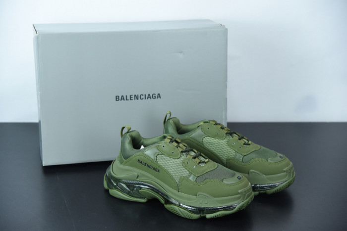 BALCIA Triple S Sneaker