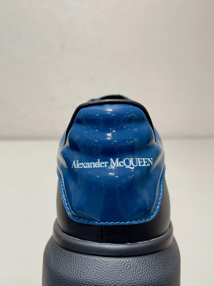 ALEXMQ Sneakers
