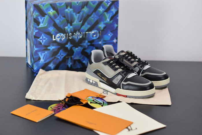 LUSV SNEAKERS