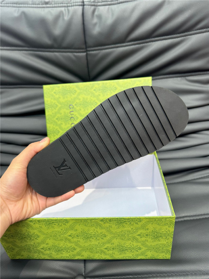 GCI GG Slide Sandal