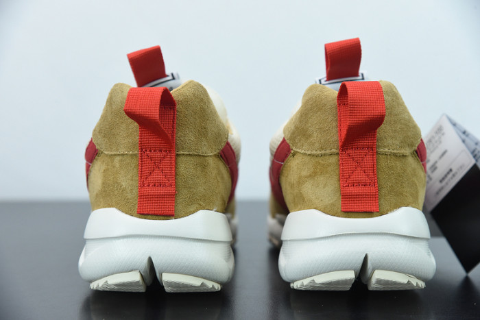 Nike Craft Mars Yard TS NASA AA2261-100