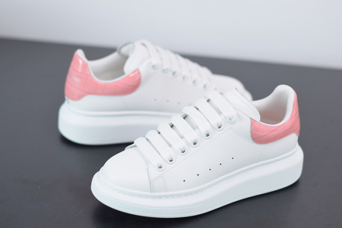 ALEXMQ Sneakers