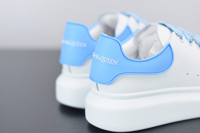 ALEXMQ Sneakers
