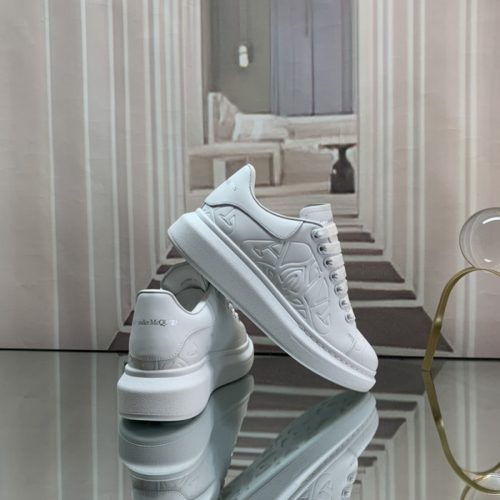 ALEXMQ Sneakers