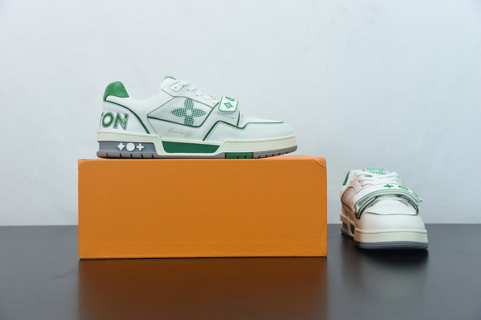 LUSV SNEAKERS