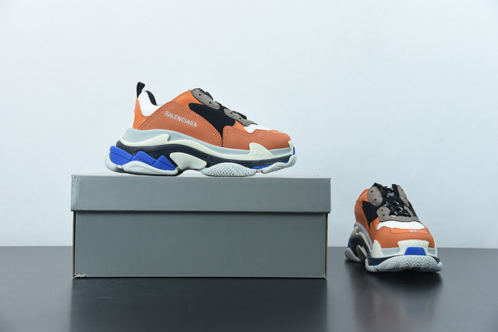 BALCIA Triple S Sneaker